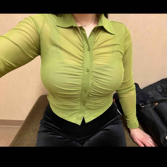 Topshop mesh ruch front shirt in green - Picture 6 of 7